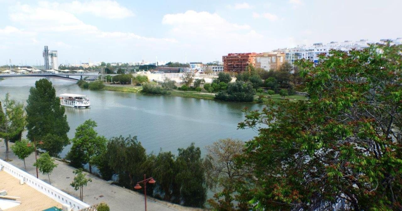 Sevillahome - Bonito Piso Junto Al Rio Eksteriør billede